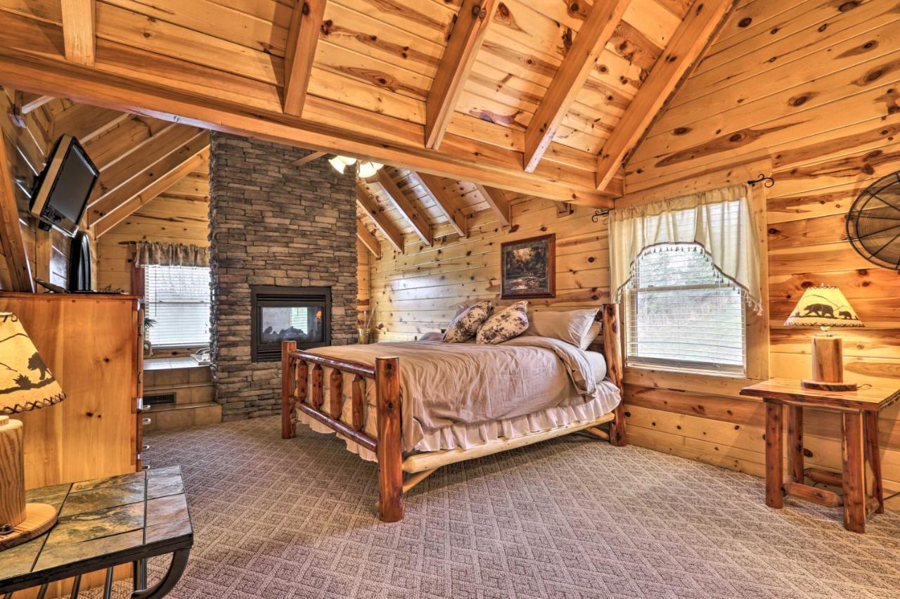 Pigeon Forge Cabin With Games, 1 Mi To Parkway! 외부 사진