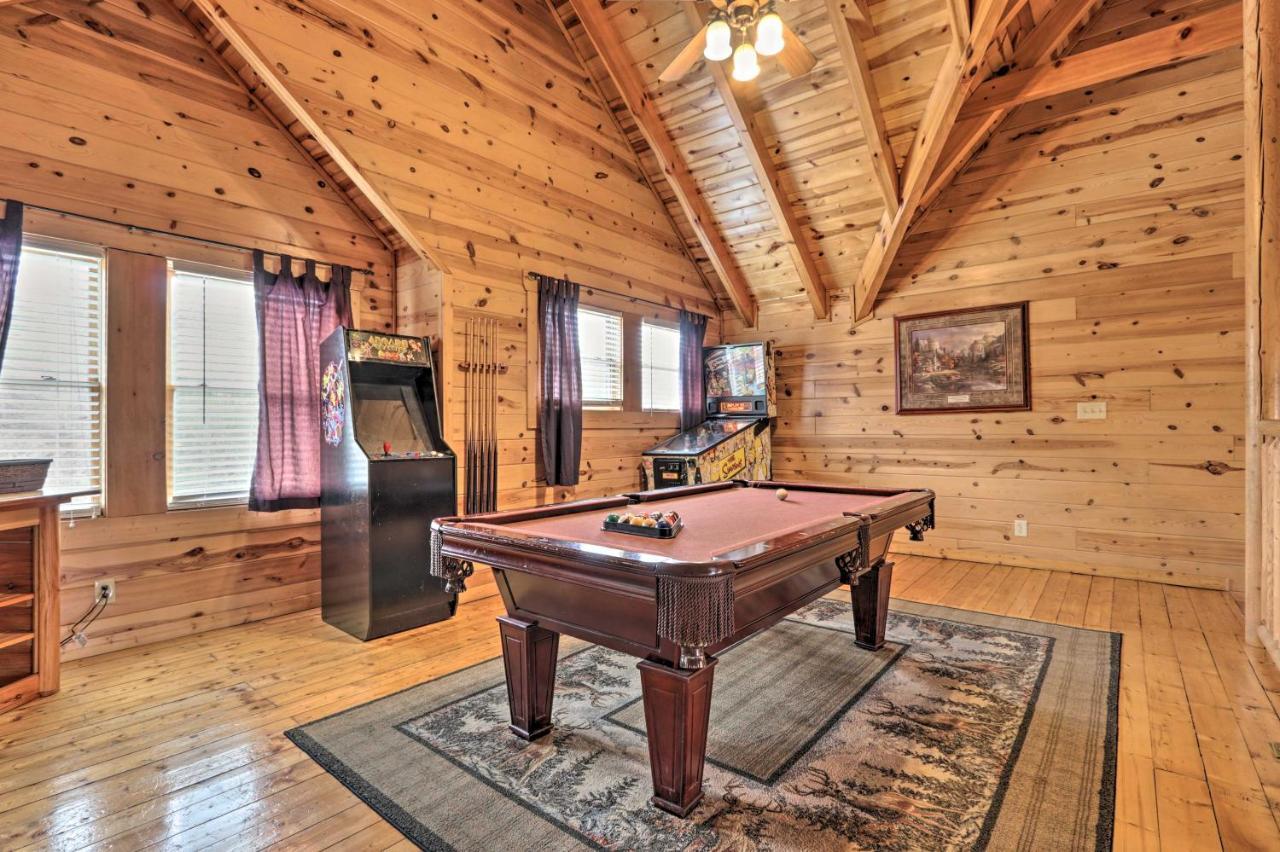 Pigeon Forge Cabin With Games, 1 Mi To Parkway! 외부 사진